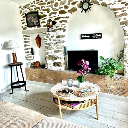 Appartement Cosy Saint-Hilaire-de-Brethmas Eksteriør bilde