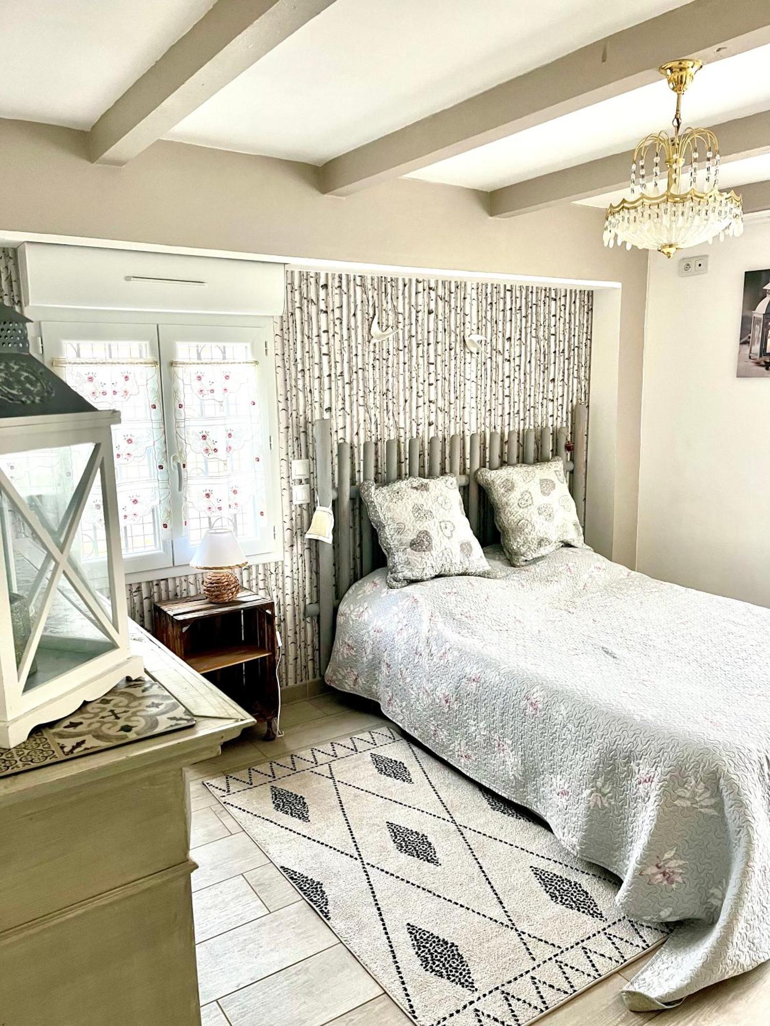 Appartement Cosy Saint-Hilaire-de-Brethmas Eksteriør bilde